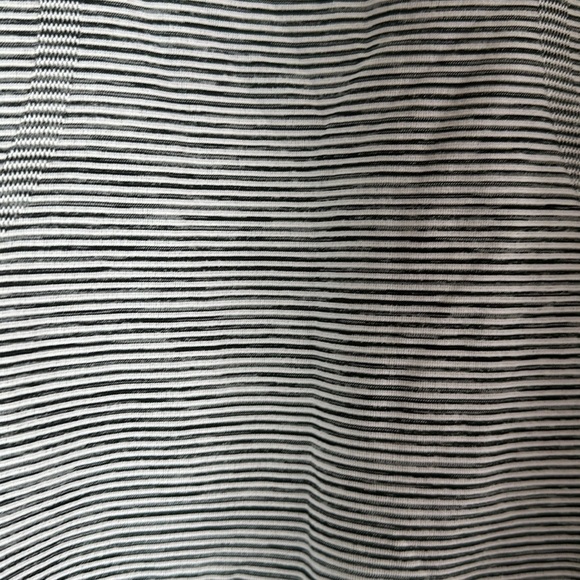 Lululemon Swiftly Tech Racerback in Tonka Stripe - Picture 6 of 7